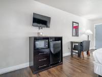 BuildingPhoto_4_Large_original